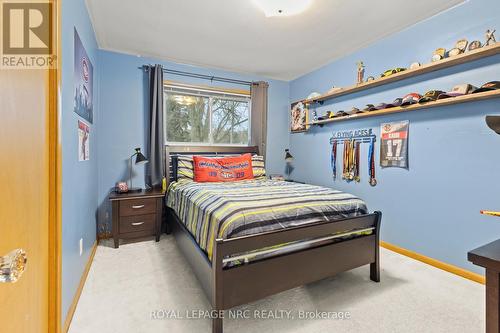 3664 Glen Road, Lincoln (980 - Lincoln-Jordan/Vineland), ON - Indoor Photo Showing Bedroom