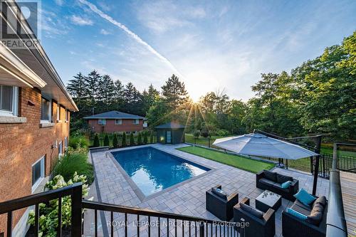 3664 Glen Road, Lincoln (980 - Lincoln-Jordan/Vineland), ON - Outdoor With In Ground Pool