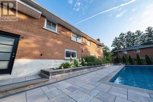 3664 Glen Road, Lincoln (980 - Lincoln-Jordan/Vineland), ON - Outdoor With In Ground Pool With Exterior