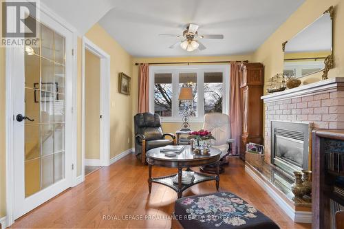 140 Herchmer Crescent, Kingston (Central City West), ON - Indoor With Fireplace