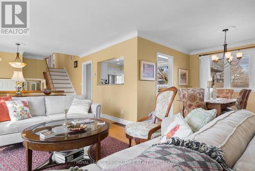 140 Herchmer Crescent, Kingston (Central City West), ON - Indoor Photo Showing Living Room