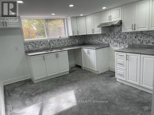 394073 County Road 12, Amaranth, ON - Indoor Photo Showing Kitchen