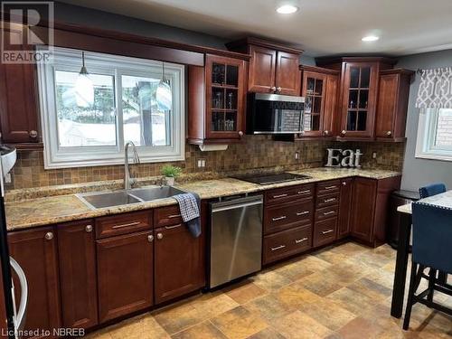 112 Holditch Street, Sturgeon Falls, ON - Indoor Photo Showing Kitchen With Double Sink