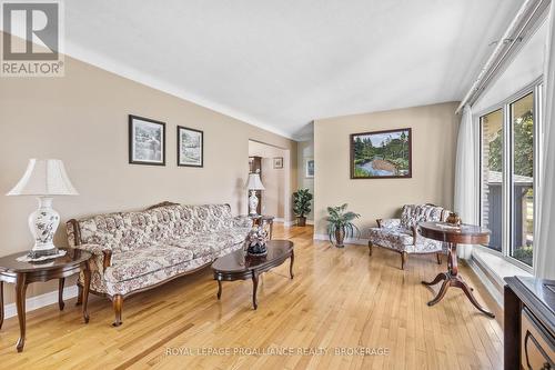 616 Pimlico Place, Kingston (South Of Taylor-Kidd Blvd), ON - Indoor Photo Showing Living Room