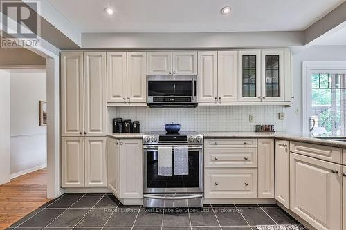 1260 Old Bridle Path, Oakville (1007 - Ga Glen Abbey), ON - Indoor Photo Showing Kitchen