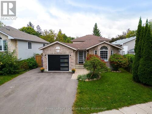 4 Dillon Drive, Collingwood, ON - Outdoor With Facade