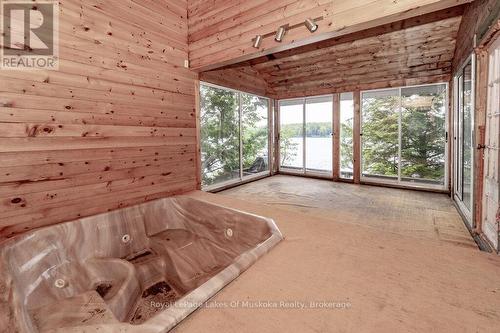 3 Island 15Kl, Gravenhurst, ON - Indoor Photo Showing Other Room