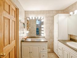 Ensuite bathroom - 