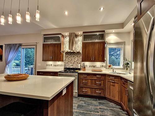 Kitchen - 671 Rue Des Bernaches, Saint-Lambert-De-Lauzon, QC - Indoor Photo Showing Kitchen