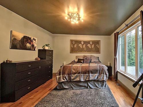 Master bedroom - 671 Rue Des Bernaches, Saint-Lambert-De-Lauzon, QC - Indoor Photo Showing Bedroom