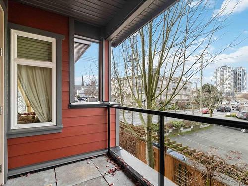 1-920 Caledonia Ave, Victoria, BC 