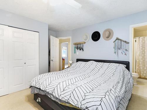 B-1963 Noort Pl, Courtenay, BC - Indoor Photo Showing Bedroom