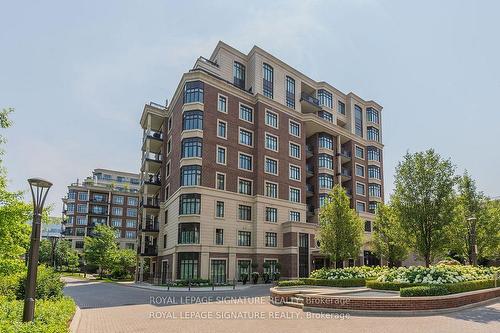 617-1888 Bayview Ave, Toronto, ON - Outdoor With Facade