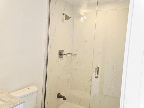 617-1888 Bayview Ave, Toronto, ON - Indoor Photo Showing Bathroom