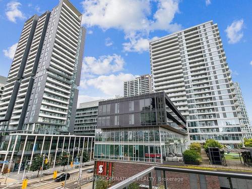 401-170 Sumach St, Toronto, ON - Outdoor With Balcony With Facade