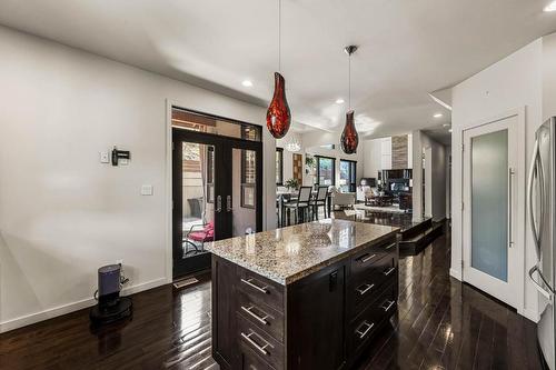 19-1651 Valleyview Drive, Kamloops, BC - Indoor Photo Showing Kitchen With Upgraded Kitchen