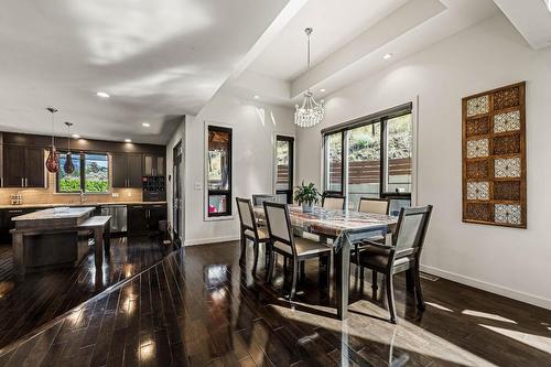 19-1651 Valleyview Drive, Kamloops, BC - Indoor Photo Showing Dining Room