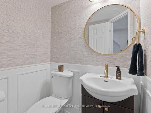 130 Bonspiel Dr, Toronto, ON - Indoor Photo Showing Bathroom