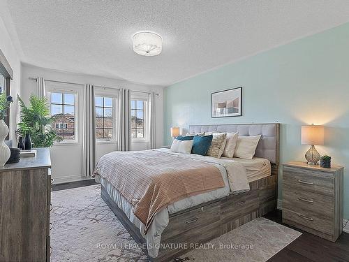 130 Bonspiel Dr, Toronto, ON - Indoor Photo Showing Bedroom