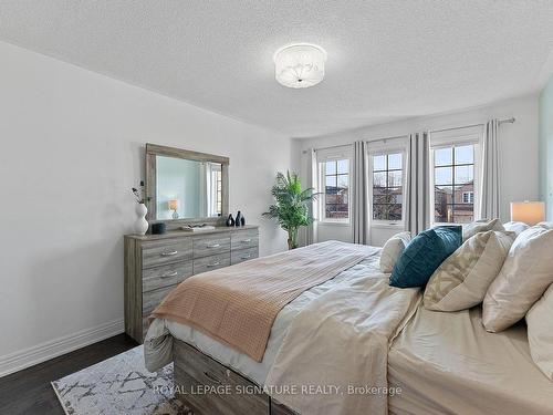 130 Bonspiel Dr, Toronto, ON - Indoor Photo Showing Bedroom