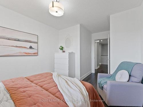 130 Bonspiel Dr, Toronto, ON - Indoor Photo Showing Bedroom