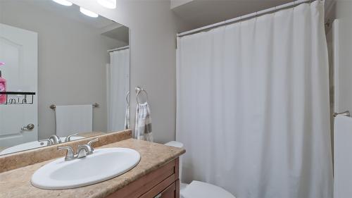 2838 Summerview Place, West Kelowna, BC - Indoor Photo Showing Bathroom