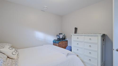 2838 Summerview Place, West Kelowna, BC - Indoor Photo Showing Bedroom