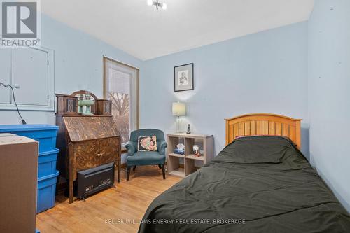 21 Dalegrove Crescent, Toronto (Eringate-Centennial-West Deane), ON - Indoor Photo Showing Bedroom