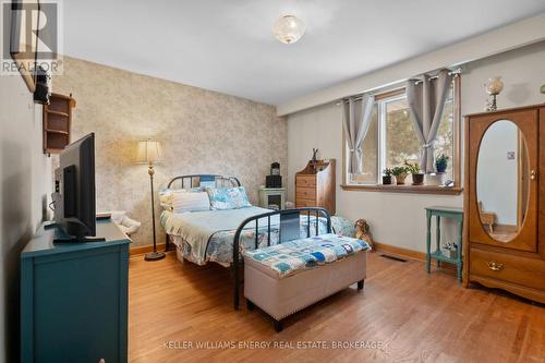 21 Dalegrove Crescent, Toronto (Eringate-Centennial-West Deane), ON - Indoor Photo Showing Bedroom