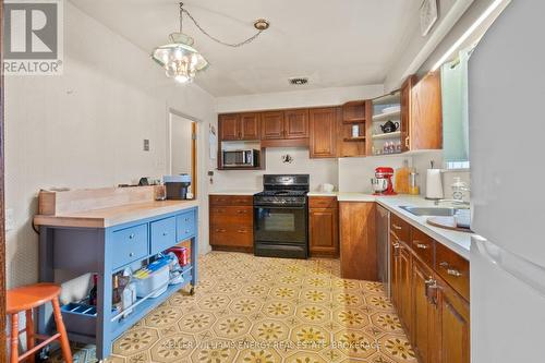 21 Dalegrove Crescent, Toronto (Eringate-Centennial-West Deane), ON - Indoor Photo Showing Kitchen