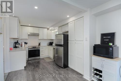 16 Shouldice Crescent, Ottawa, ON - Indoor Photo Showing Kitchen With Stainless Steel Kitchen