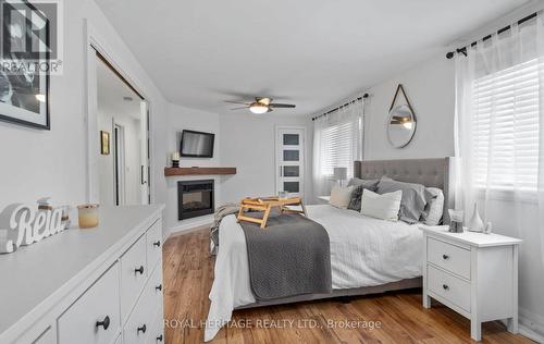 82 Springdale Crescent, Oshawa (Donevan), ON - Indoor Photo Showing Bedroom