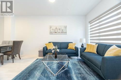 31 - 1095 Cooke Boulevard, Burlington, ON - Indoor Photo Showing Living Room