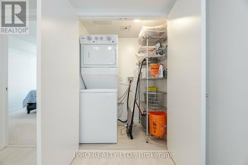 31 - 1095 Cooke Boulevard, Burlington, ON - Indoor Photo Showing Laundry Room