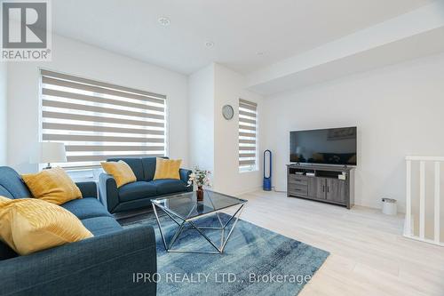 31 - 1095 Cooke Boulevard, Burlington, ON - Indoor Photo Showing Living Room