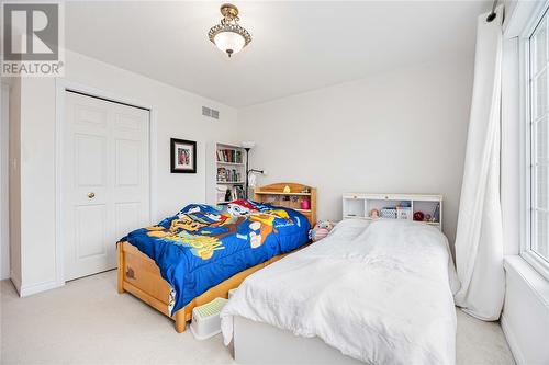 3061 Maidstone Crescent, Sarnia, ON - Indoor Photo Showing Bedroom