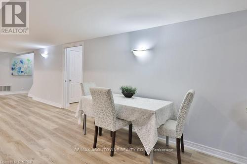 2304 Sovereign Street, Oakville, ON - Indoor Photo Showing Dining Room