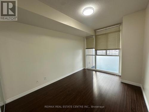 1611 - 225 Webb Drive, Mississauga, ON - Indoor Photo Showing Other Room