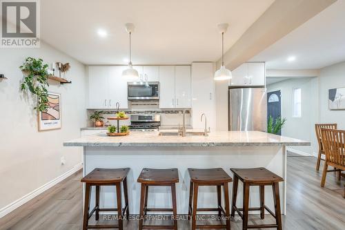 24 Roxborough Avenue, Hamilton, ON - Indoor Photo Showing Kitchen With Upgraded Kitchen