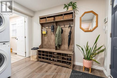 24 Roxborough Avenue, Hamilton, ON - Indoor Photo Showing Laundry Room