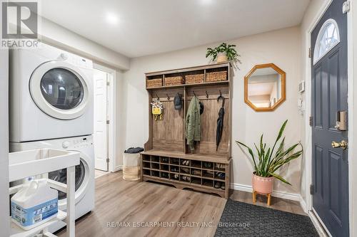 24 Roxborough Avenue, Hamilton, ON - Indoor Photo Showing Laundry Room