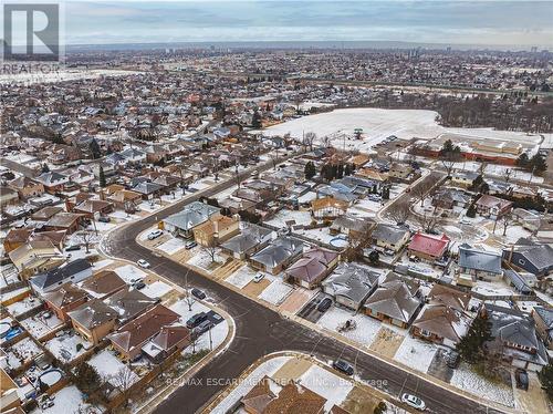 153 Ravenbury Drive, Hamilton, ON - Outdoor With View