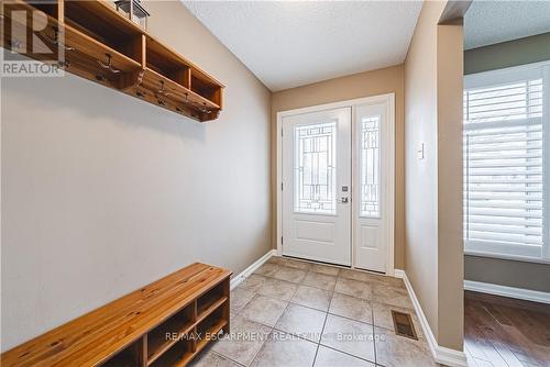 153 Ravenbury Drive, Hamilton, ON - Indoor Photo Showing Other Room