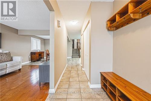 153 Ravenbury Drive, Hamilton, ON - Indoor Photo Showing Other Room