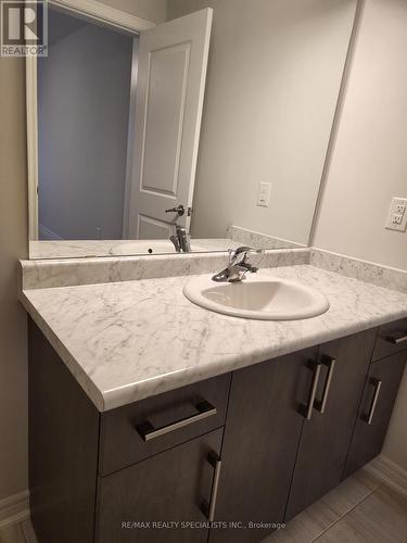 116 Sycamore Street, Welland, ON - Indoor Photo Showing Bathroom