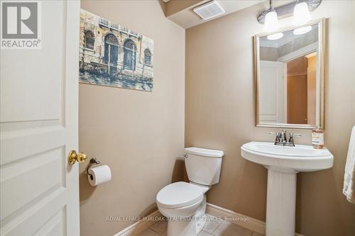 27 - 515 North Service Road, Hamilton, ON - Indoor Photo Showing Bathroom