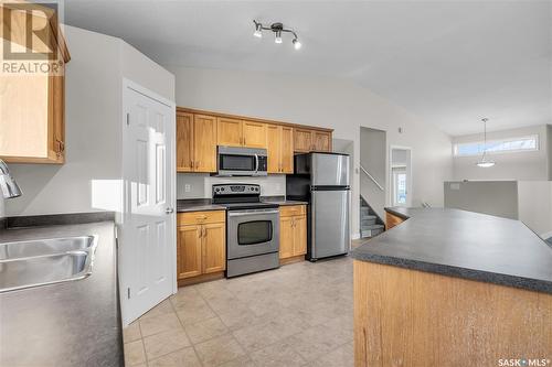 1309 6Th Avenue N, Saskatoon, SK - Indoor Photo Showing Kitchen With Double Sink