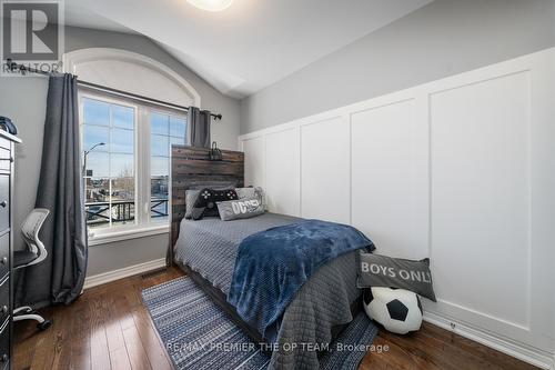 78 Gentile Circle, Vaughan, ON - Indoor Photo Showing Bedroom