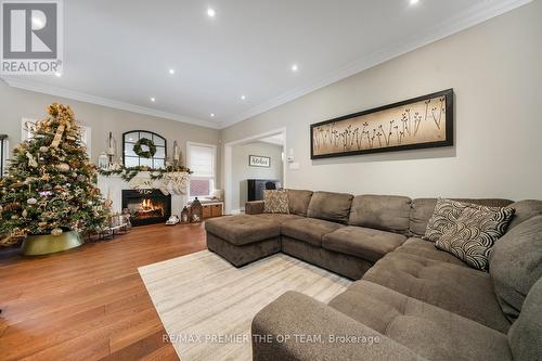 78 Gentile Circle, Vaughan, ON - Indoor Photo Showing Living Room With Fireplace