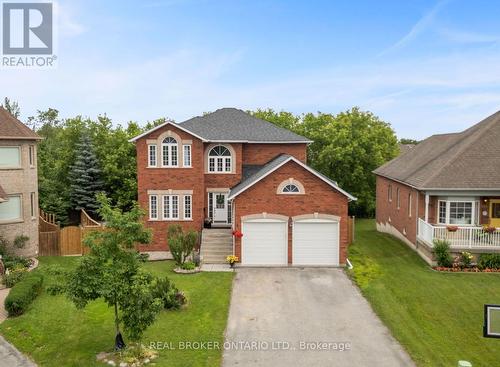 118 Bayview Avenue, Georgina, ON - Outdoor With Facade